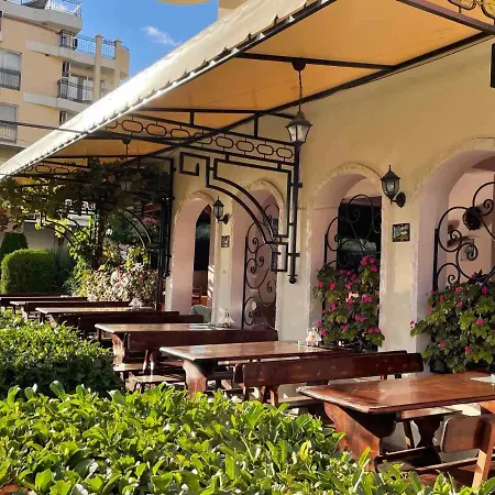 Arkadia Приморсько