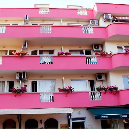 Готель Arkadia 2*