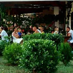 Arkadia Hotel 2*